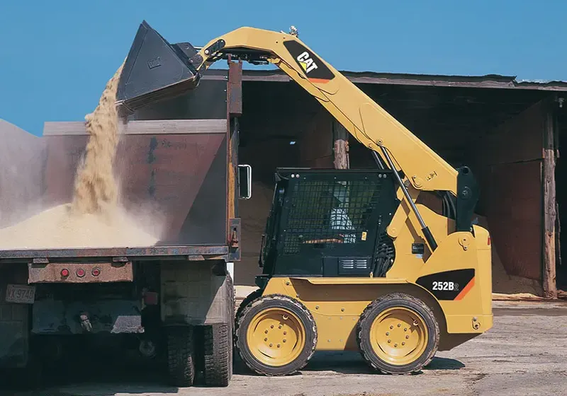 Bobcat em ação em Alvorada